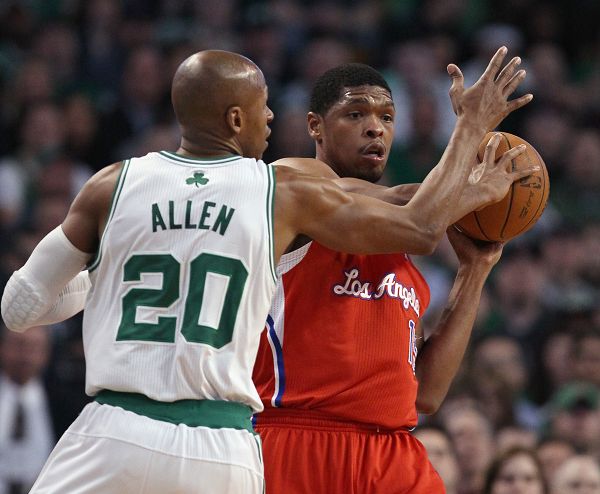 据接近球员 据接近球员