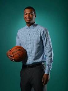 不仅是两队 不仅是两队