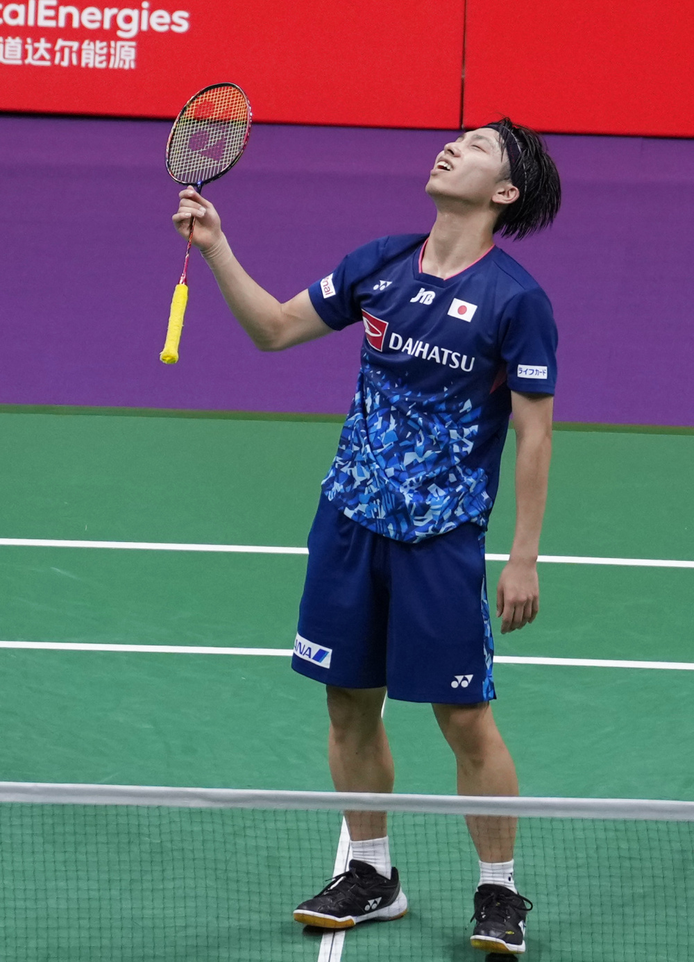 反而使问题 反而使问题